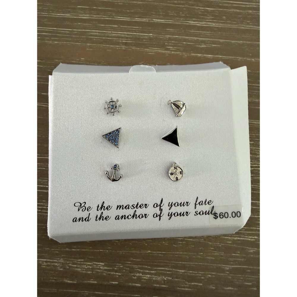 NEW Charming Inspirations Swarovski Crystal Stud Earrings Fine Silver Plated